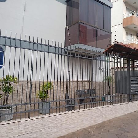 Apto Em Santa Maria Apartamento Exterior foto