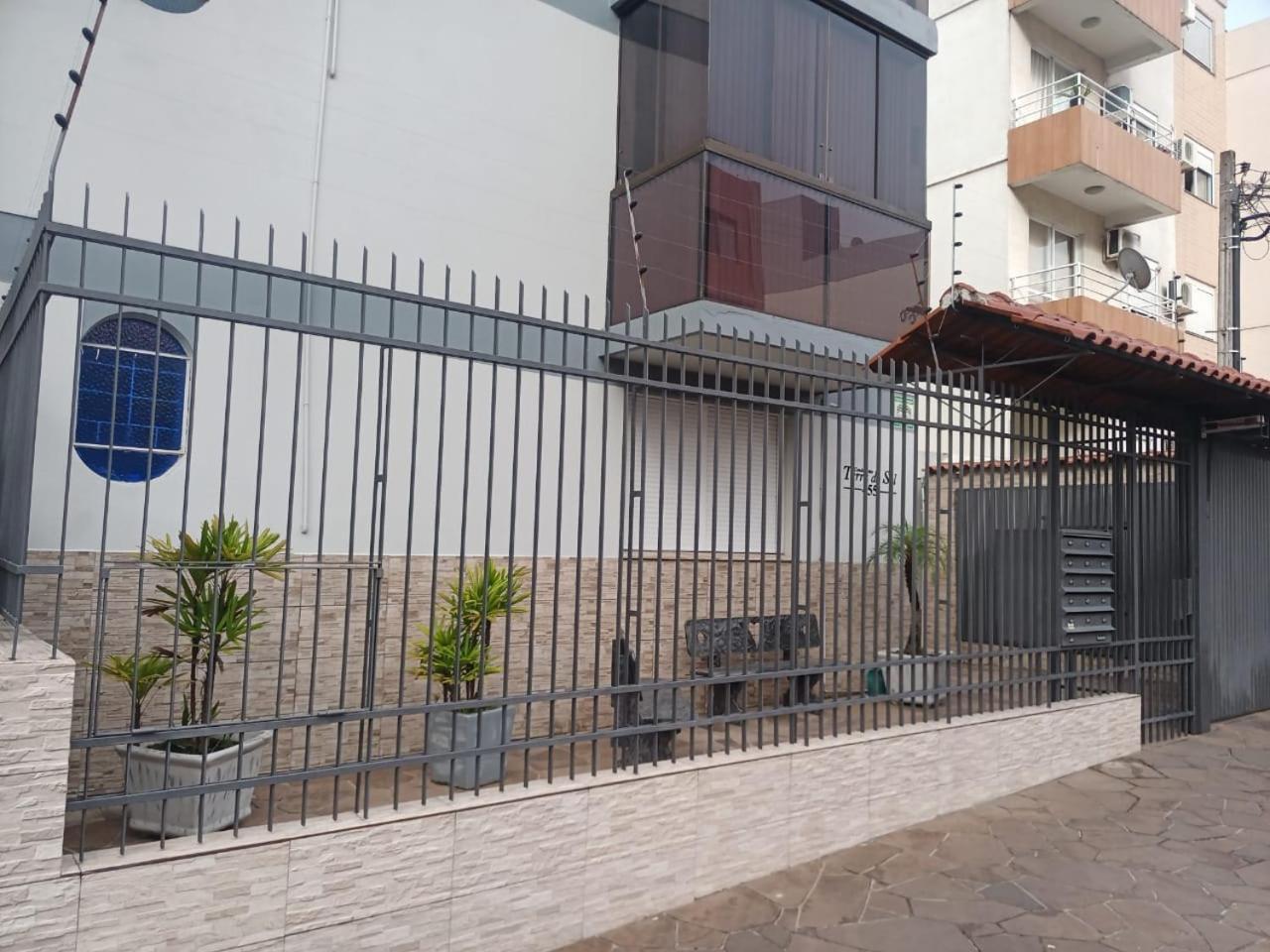Apto Em Santa Maria Apartamento Exterior foto